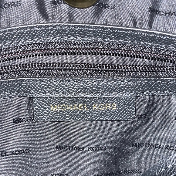 Michael Kors Tote Bag - Picture 9 of 12